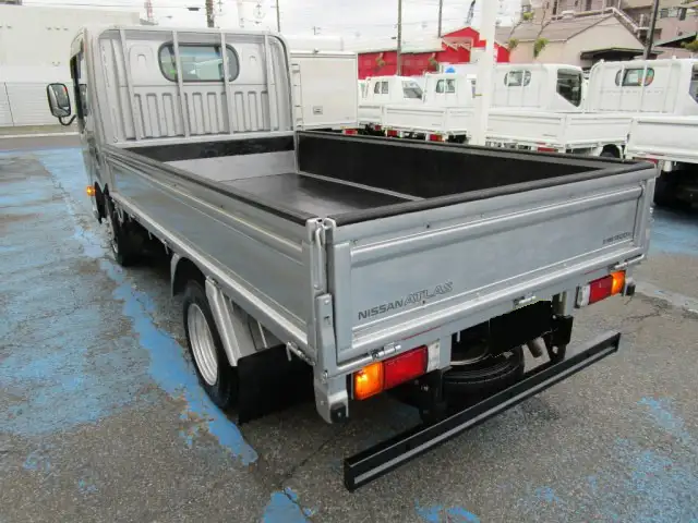 日産 アトラス 小型 平ボディ カスタム CBF-SQ2F24の中古トラック画像5