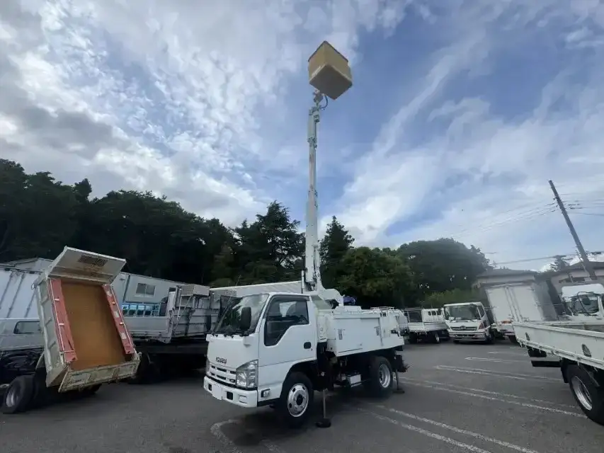 いすゞ エルフ 小型 高所・建柱車 高所作業車 電工仕様の中古トラック画像6