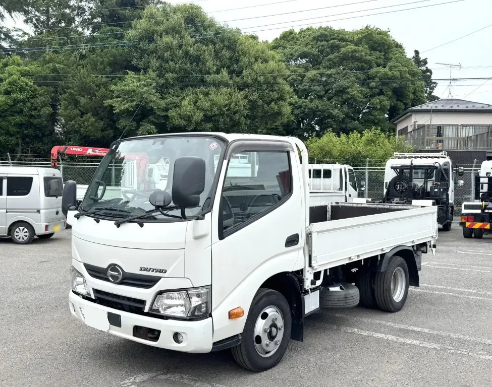 日野 デュトロ 小型 平ボディ  H25 の中古トラック【車両No.189449】