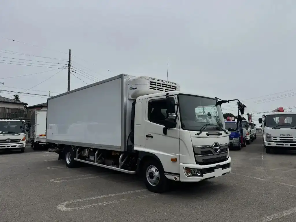 日野 レンジャー 中型/増トン 冷凍冷蔵 低温 パワーゲートの中古トラック画像2