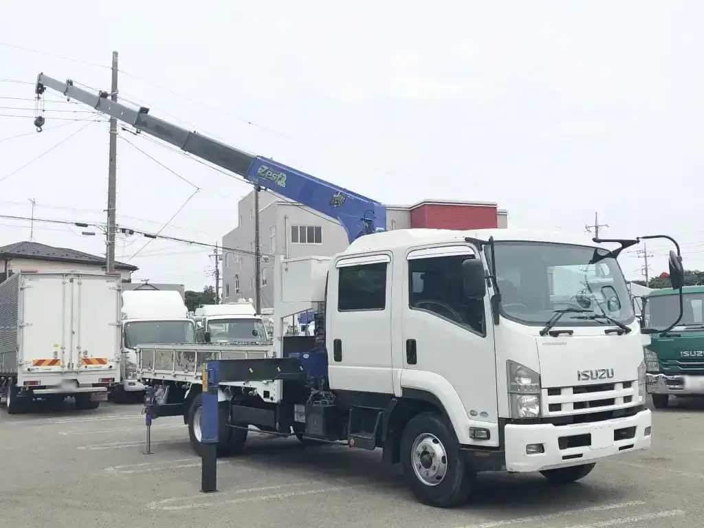 いすゞ フォワード 中型/増トン クレーン付 6段 ラジコンの中古トラック画像2
