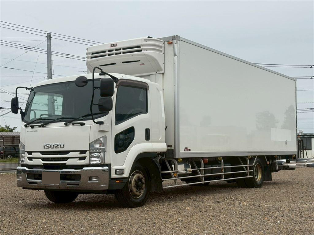 いすゞ フォワード 中型/増トン 冷凍冷蔵 低温 パワーゲート の中古トラック【車両No.164179】