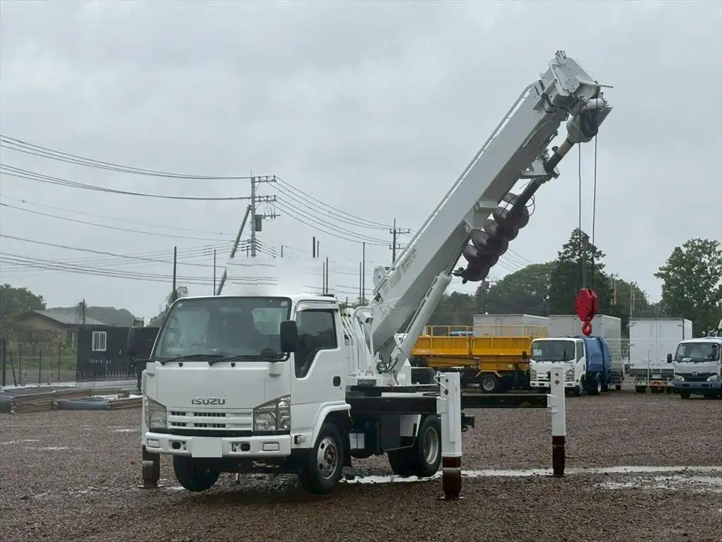 いすゞ エルフ 小型 高所・建柱車 建柱車 TKG-NKR85Nの中古トラック画像1