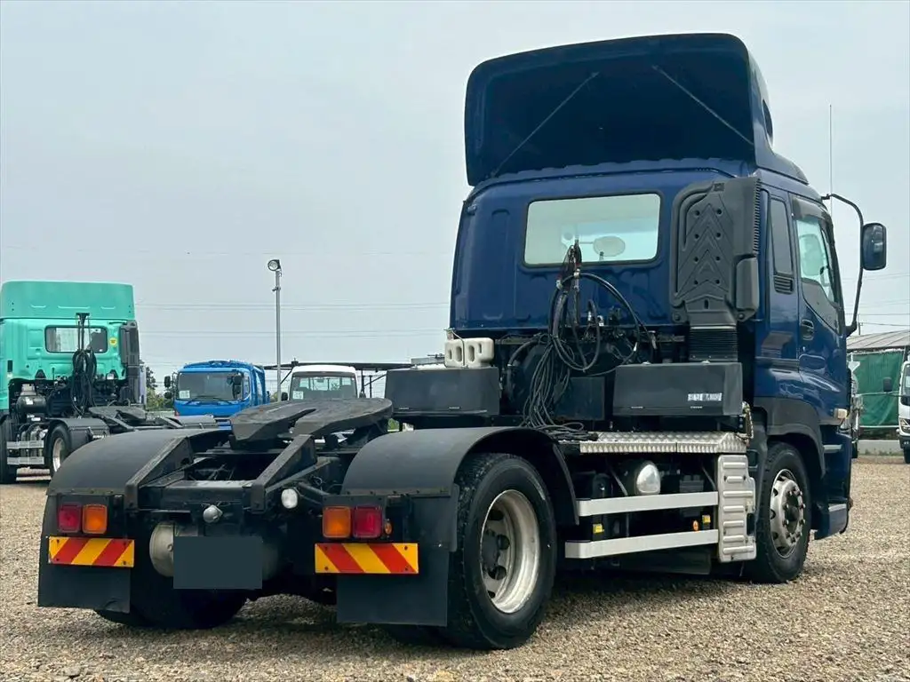 いすゞ ギガ 大型 トラクター 1デフ エアサスの中古トラック画像3