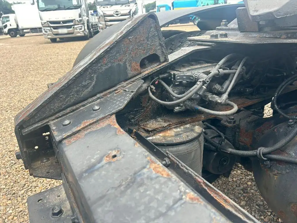 いすゞ ギガ 大型 トラクター 1デフ エアサスの中古トラック画像16
