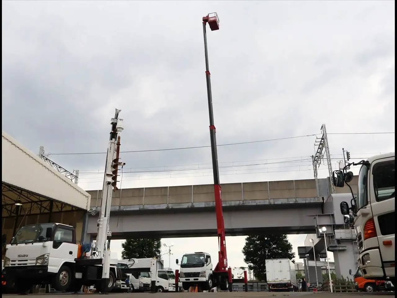 三菱 キャンター 小型 高所・建柱車 高所作業車 PDG-FE73DY改の中古トラック画像5