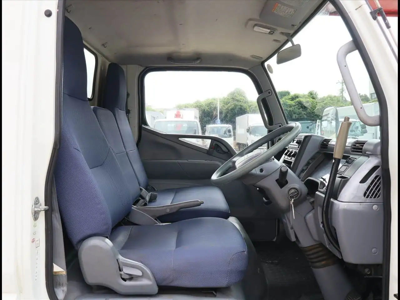 三菱 キャンター 小型 高所・建柱車 高所作業車 PDG-FE73DY改の中古トラック画像11