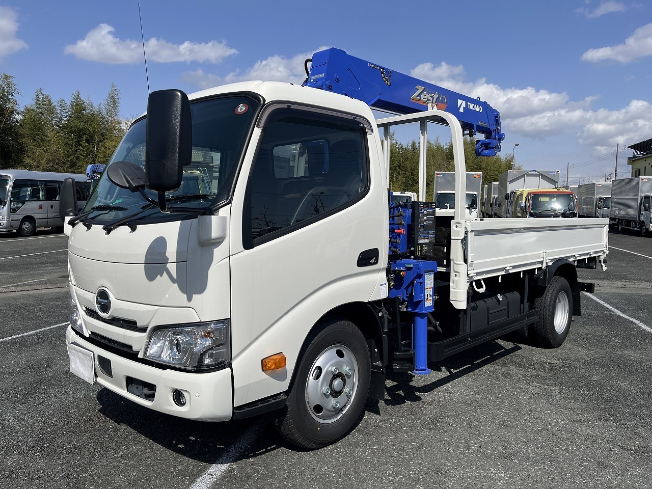 日野 デュトロ 小型 クレーン付 4段 ラジコン の中古トラック【車両No.167883】