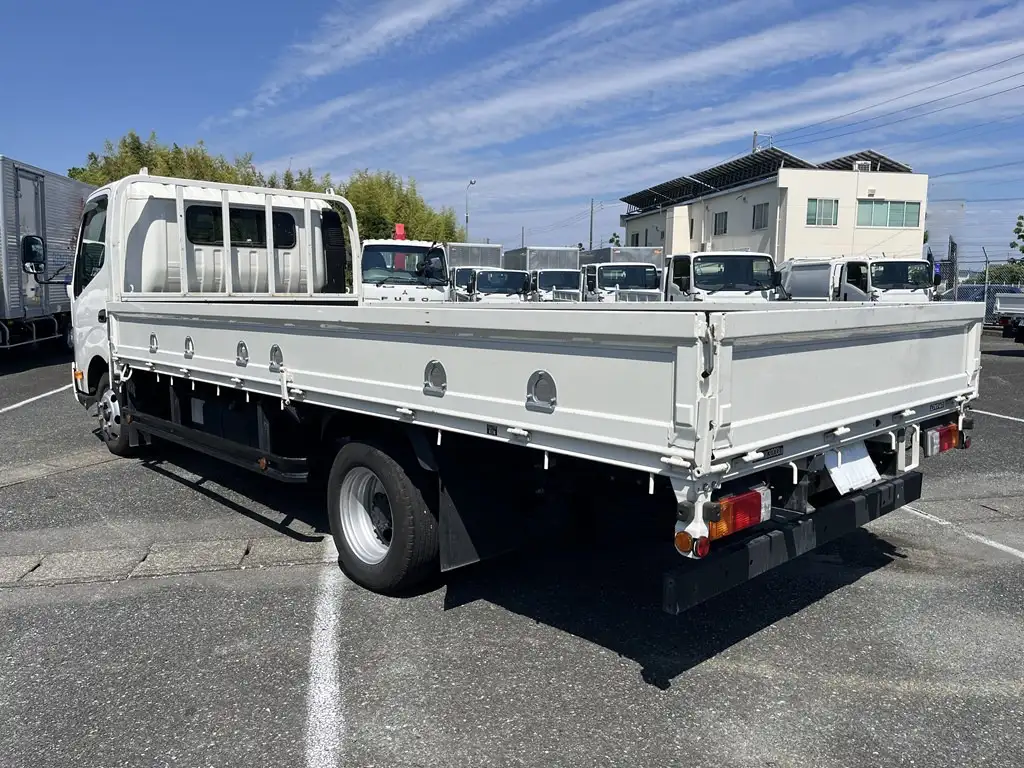 トヨタ ダイナ 小型 平ボディ 2RG-XZU722 R2の中古トラック画像5