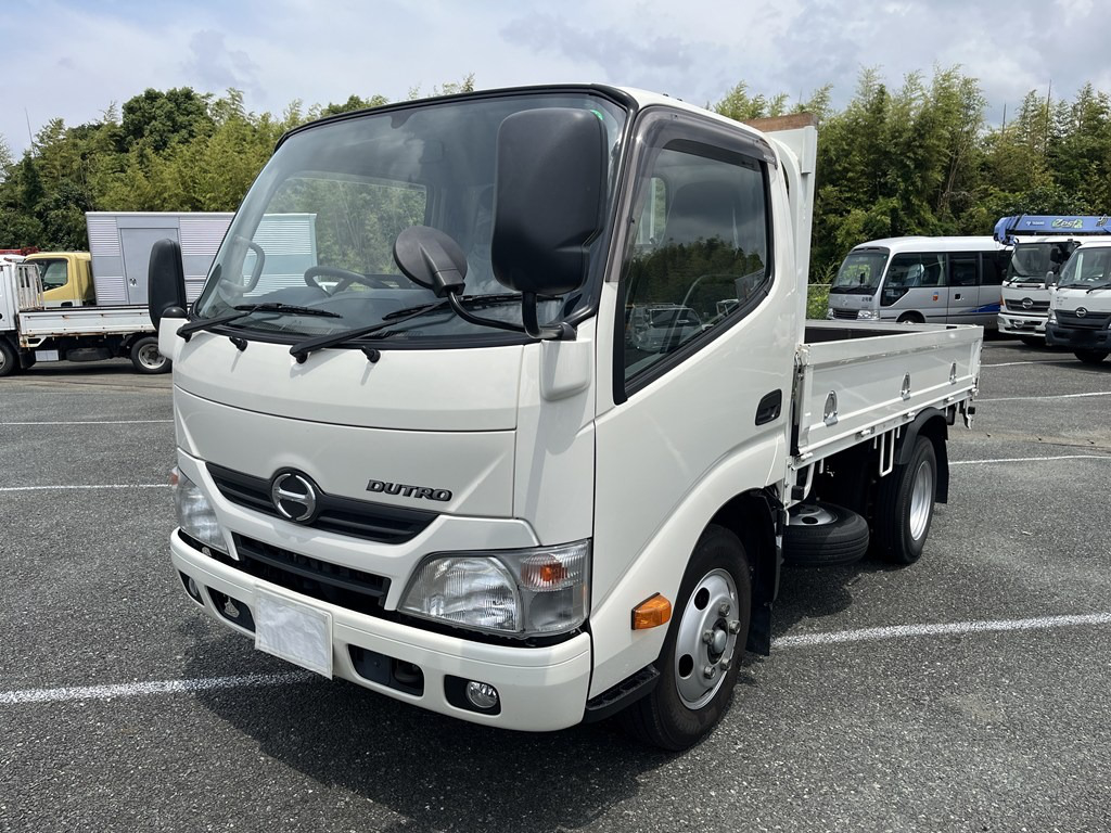 日野 デュトロ 小型 平ボディ 2RG-XZU605M R5 の中古トラック【車両No.162909】