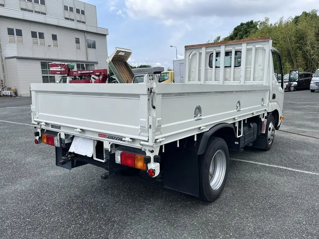 日野 デュトロ 小型 平ボディ TKG-XZU605M H27の中古トラック画像4