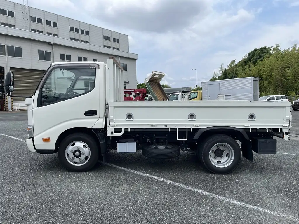 日野 デュトロ 小型 平ボディ TKG-XZU605M H27の中古トラック画像6