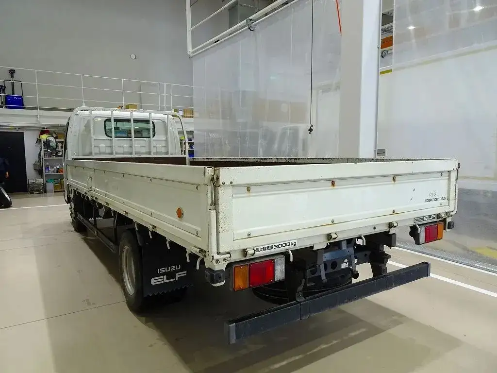いすゞ エルフ 小型 平ボディ PB-NPR81AR H19の中古トラック画像4