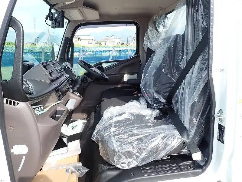 三菱 キャンター 小型 タンク車 ローリー 2RG-FGA50の中古トラック画像11