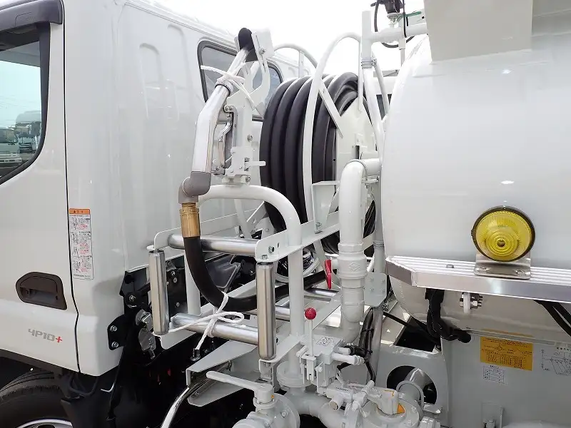三菱 キャンター 小型 タンク車 ローリー 2RG-FGA50の中古トラック画像8