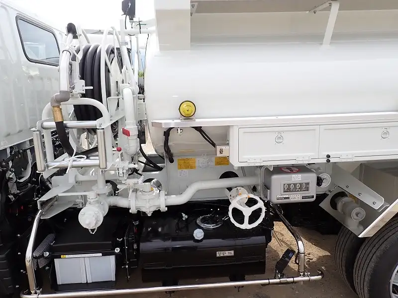 三菱 キャンター 小型 タンク車 ローリー 2RG-FGA50の中古トラック画像7