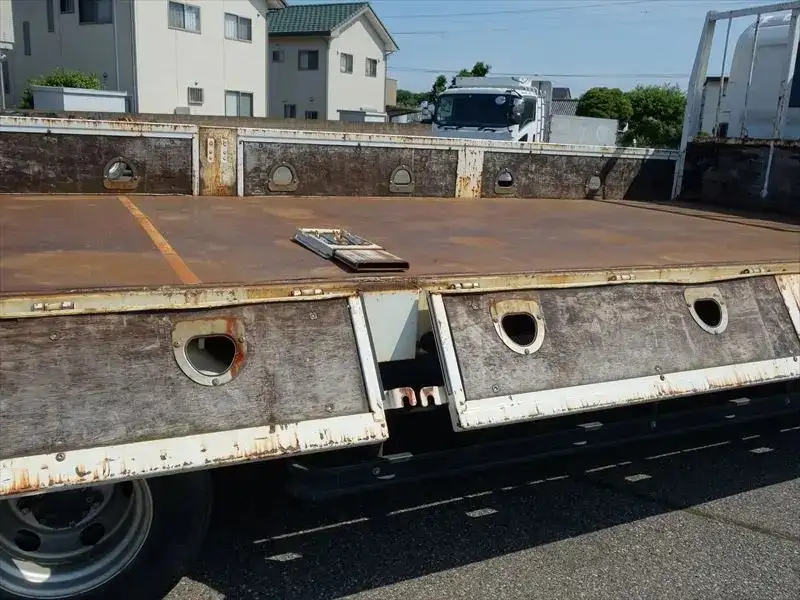 日野 レンジャー 中型/増トン 平ボディ 床鉄板 ベッドの中古トラック画像9