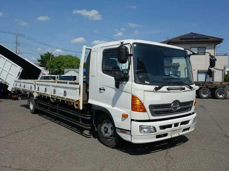 日野 レンジャー 中型/増トン 平ボディ 床鉄板 ベッドの中古トラック画像2