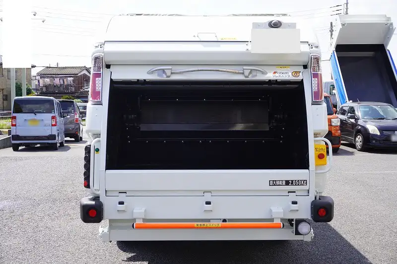 三菱 キャンター 小型 パッカー車 プレス式 2RG-FEAV0の中古トラック画像4