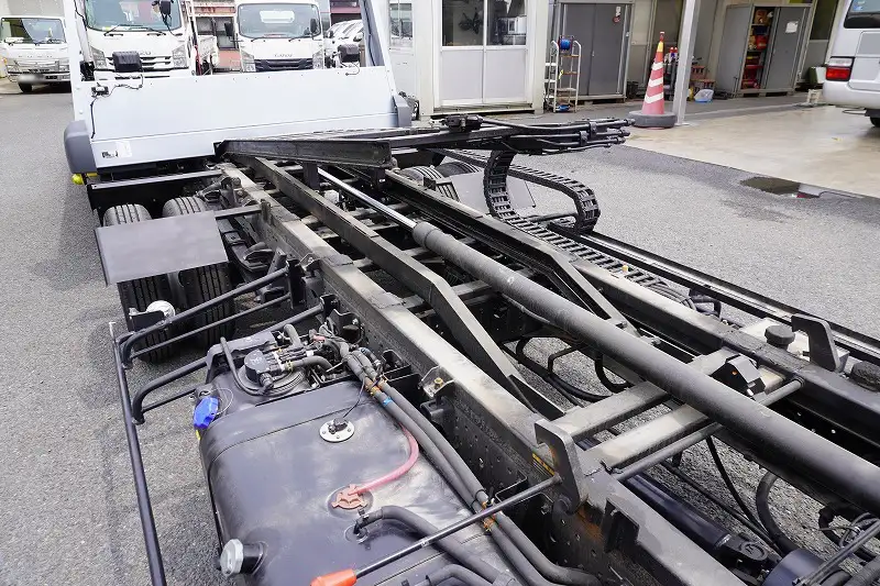 いすゞ エルフ 小型 車両重機運搬 ラジコン ウインチの中古トラック画像15