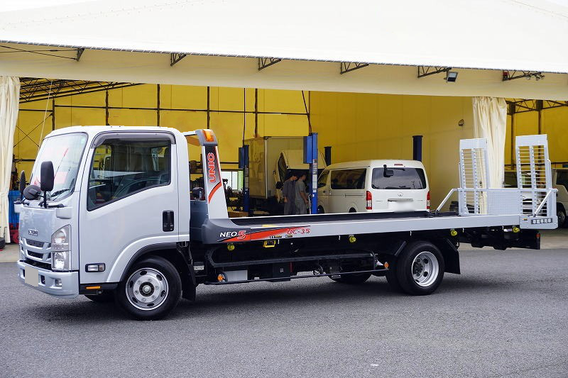 いすゞ エルフ 小型 車両重機運搬 ラジコン ウインチ の中古トラック【車両No.186321】