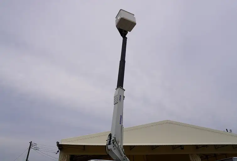 三菱 キャンター 小型 高所・建柱車 高所作業車 電工仕様の中古トラック画像5