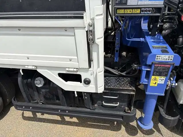 いすゞ エルフ 小型 クレーン付 床鉄板 4段の中古トラック画像12