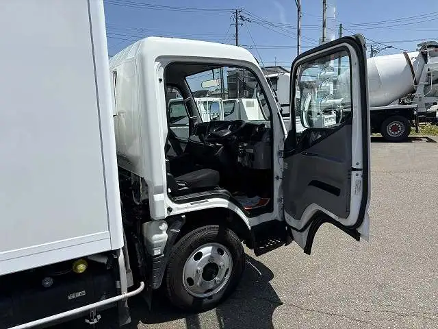 三菱 キャンター 小型 冷凍冷蔵 低温 スタンバイの中古トラック画像11
