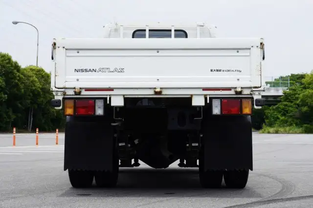 日産 アトラス 小型 平ボディ 2RG-AHS88A R2の中古トラック画像6