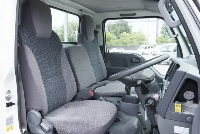 日産 アトラス 小型 平ボディ 2RG-AHS88A R2の中古トラック画像10