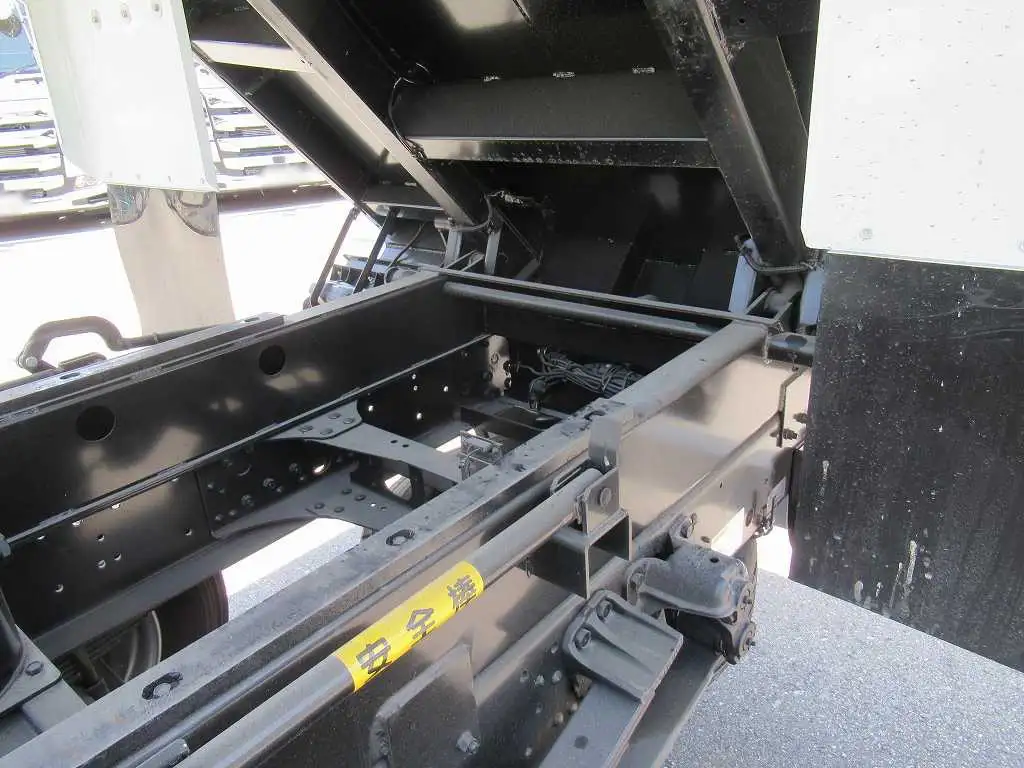 三菱 ファイター 中型/増トン ダンプ 土砂禁 2KG-FK72FZの中古トラック画像16