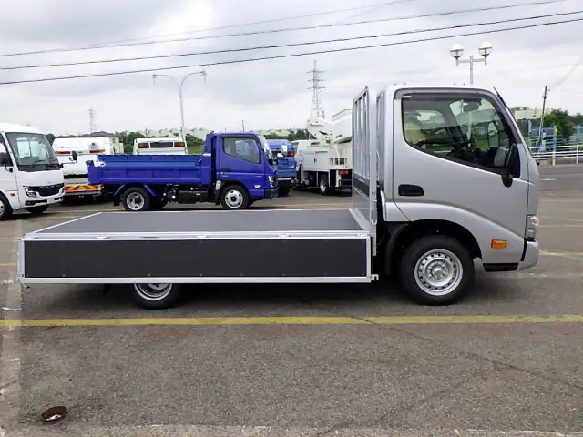 トヨタ ダイナ 小型 平ボディ 2DG-GDY231 R6の中古トラック画像5