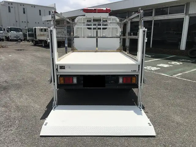 いすゞ エルフ 小型 平ボディ パワーゲート 床鉄板の中古トラック画像5