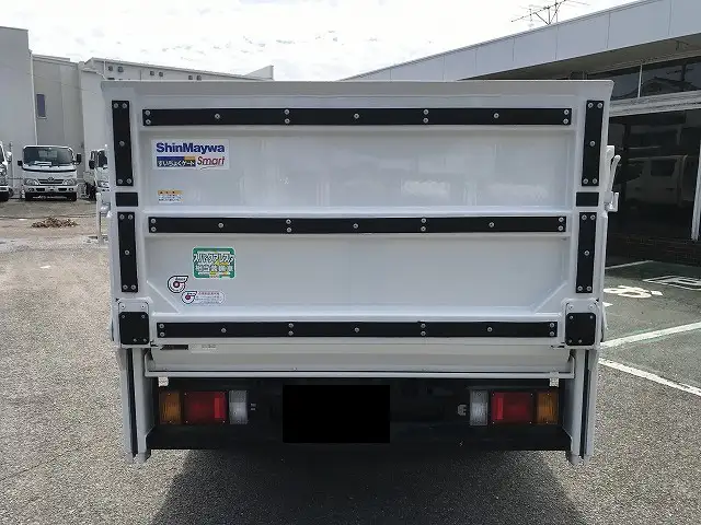 いすゞ エルフ 小型 平ボディ パワーゲート 床鉄板の中古トラック画像4
