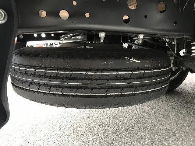 いすゞ エルフ 小型 平ボディ 2RG-NLR88AR R4の中古トラック画像16