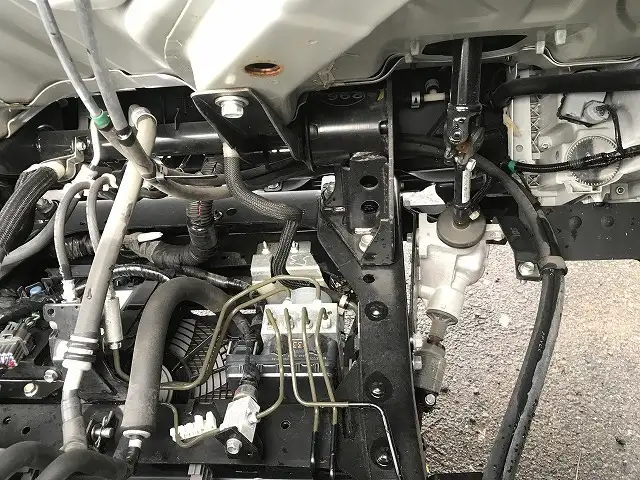 いすゞ エルフ 小型 平ボディ 2RG-NLR88AR R4の中古トラック画像18