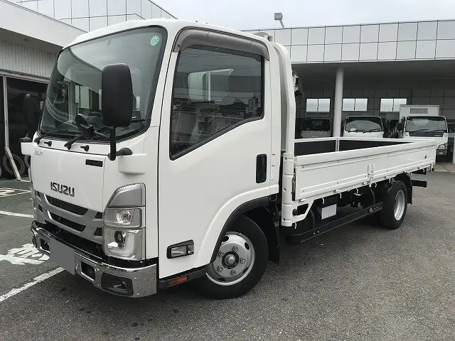 いすゞ エルフ 小型 平ボディ 2RG-NLR88AR R4 の中古トラック【車両No.190089】