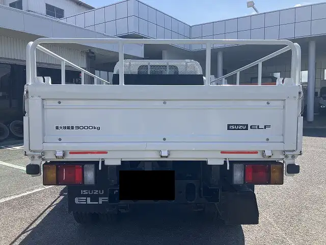 いすゞ エルフ 小型 平ボディ 2RG-NKR88A R2の中古トラック画像3