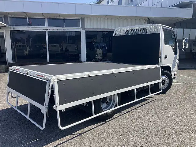 いすゞ エルフ 小型 平ボディ 2RG-NKR88A R2の中古トラック画像6