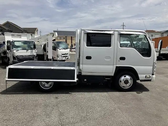 いすゞ エルフ 小型 平ボディ Wキャブ TRG-NJS85Aの中古トラック画像6