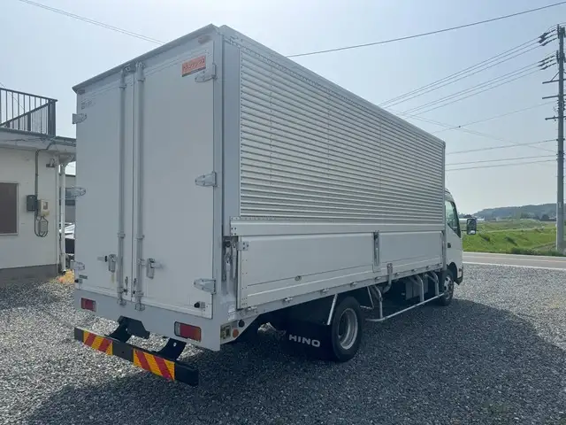 日野 デュトロ 小型 ウイング 床鉄板 TKG-XZU720Mの中古トラック画像3
