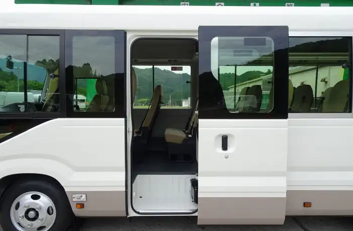 トヨタ コースター 小型 バス マイクロバス 2KG-GDB70の中古トラック画像7