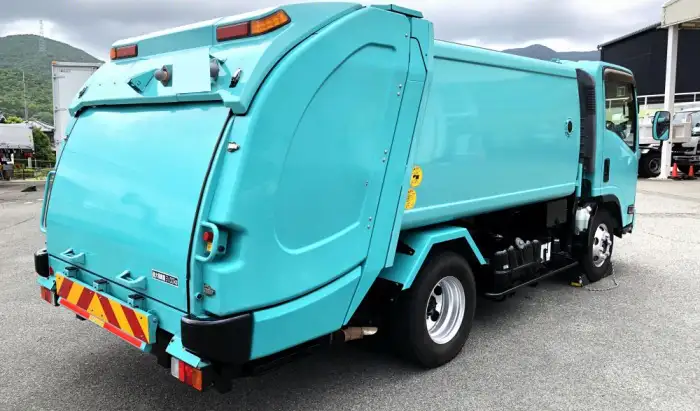 いすゞ エルフ 小型 パッカー車 巻き込み式 回転ダンプ式の中古トラック画像2
