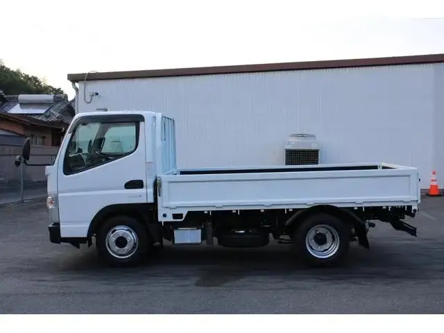 三菱 キャンター 小型 平ボディ  R3の中古トラック画像3
