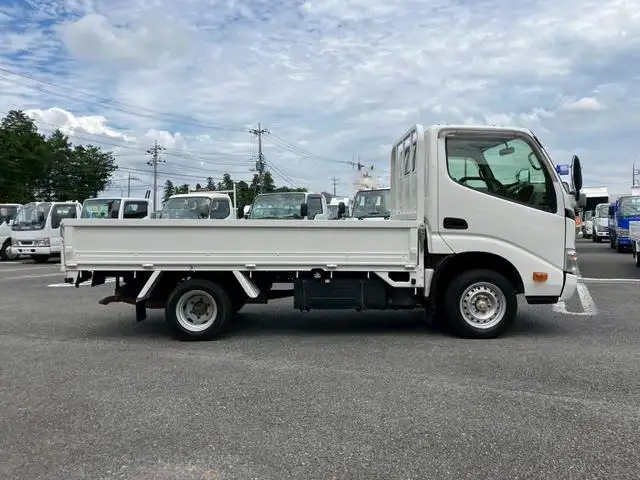 トヨタ トヨエース 小型 平ボディ  H28の中古トラック画像2