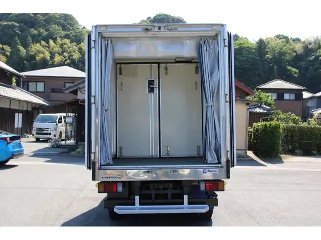 いすゞ エルフ 小型 冷凍冷蔵 低温 2室の中古トラック画像4