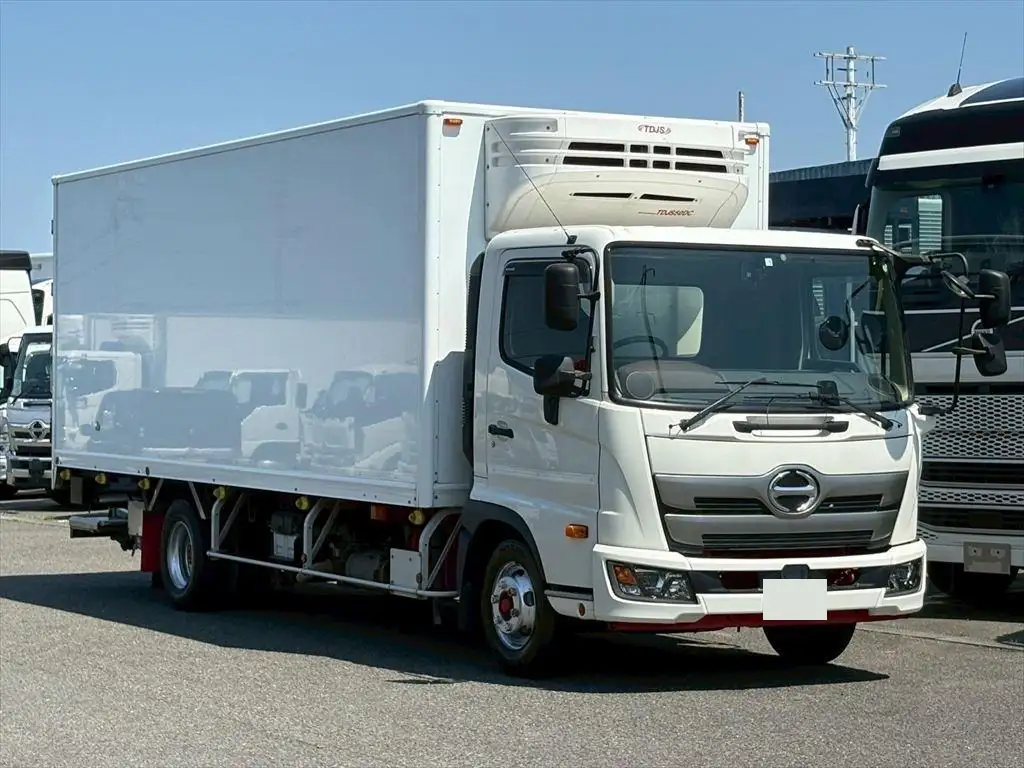 日野 レンジャー 中型/増トン 冷凍冷蔵 低温 パワーゲートの中古トラック画像2