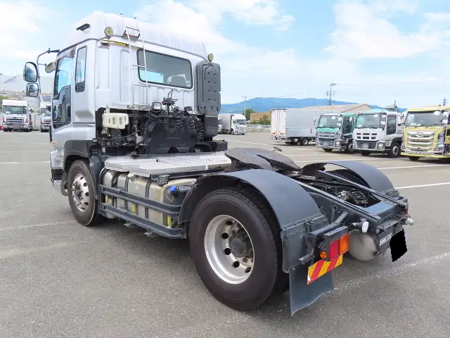 いすゞ ギガ 大型 トラクター ハイルーフ 1デフの中古トラック画像6
