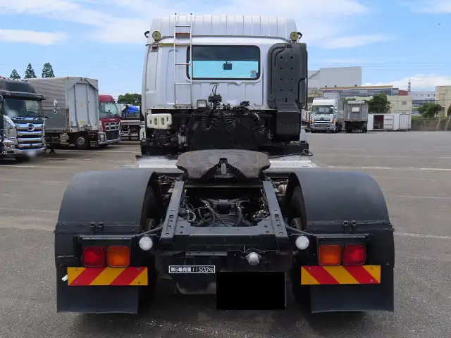 いすゞ ギガ 大型 トラクター ハイルーフ 1デフの中古トラック画像5