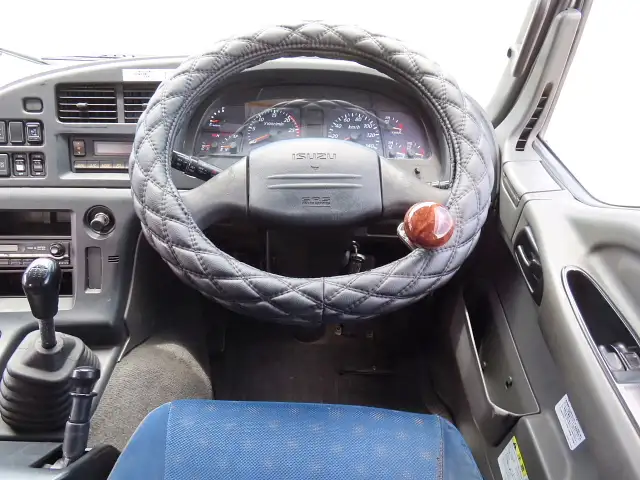 いすゞ ギガ 大型 トラクター ハイルーフ 1デフの中古トラック画像13